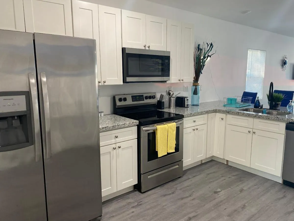 Luxurious Apt With Free Parking Mins Away From South Beach And Wynwood *