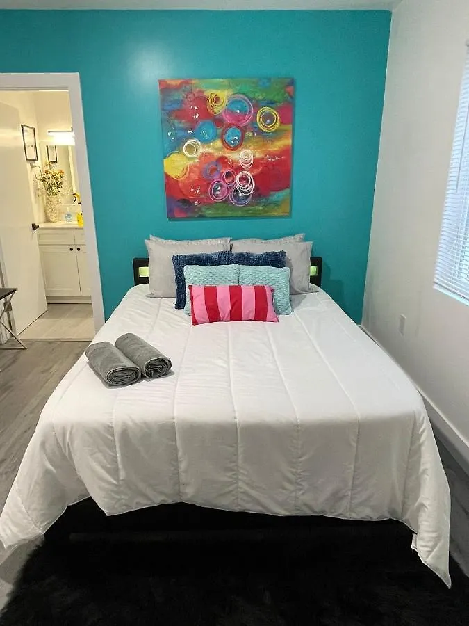 아파트 Luxurious Apt With Free Parking Mins Away From South Beach And Wynwood