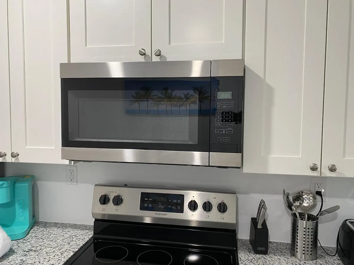 Luxurious Apt With Free Parking Mins Away From South Beach And Wynwood * Miami