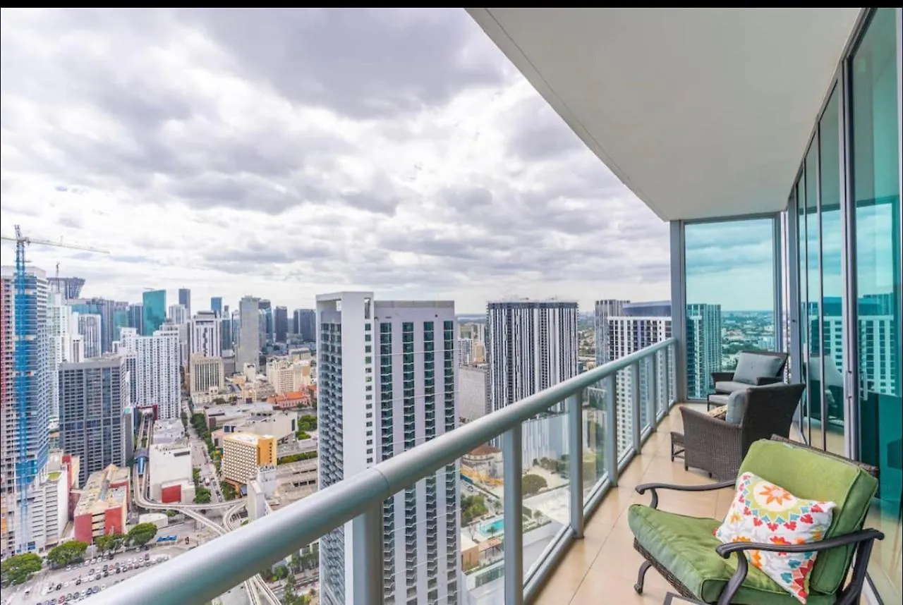 Apartment Highrise With The Best Location