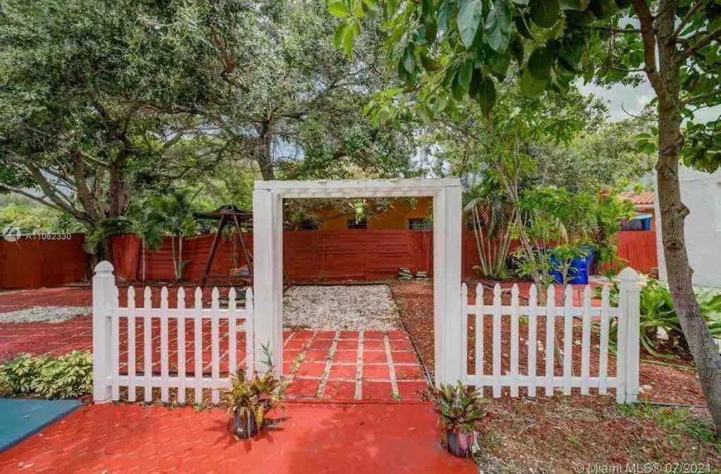 Private Close To Airport - Free Parking - 01 Homestay Miami