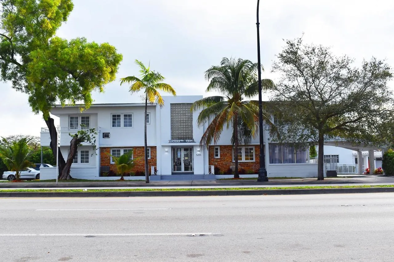 Travelodge By Wyndham Biscayne Bay Отель