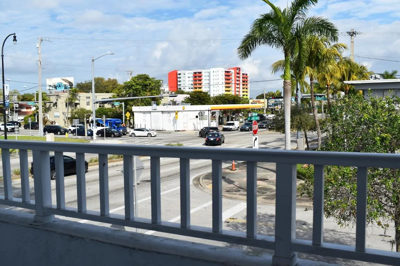 Travelodge By Wyndham Biscayne Bay 3* Miami