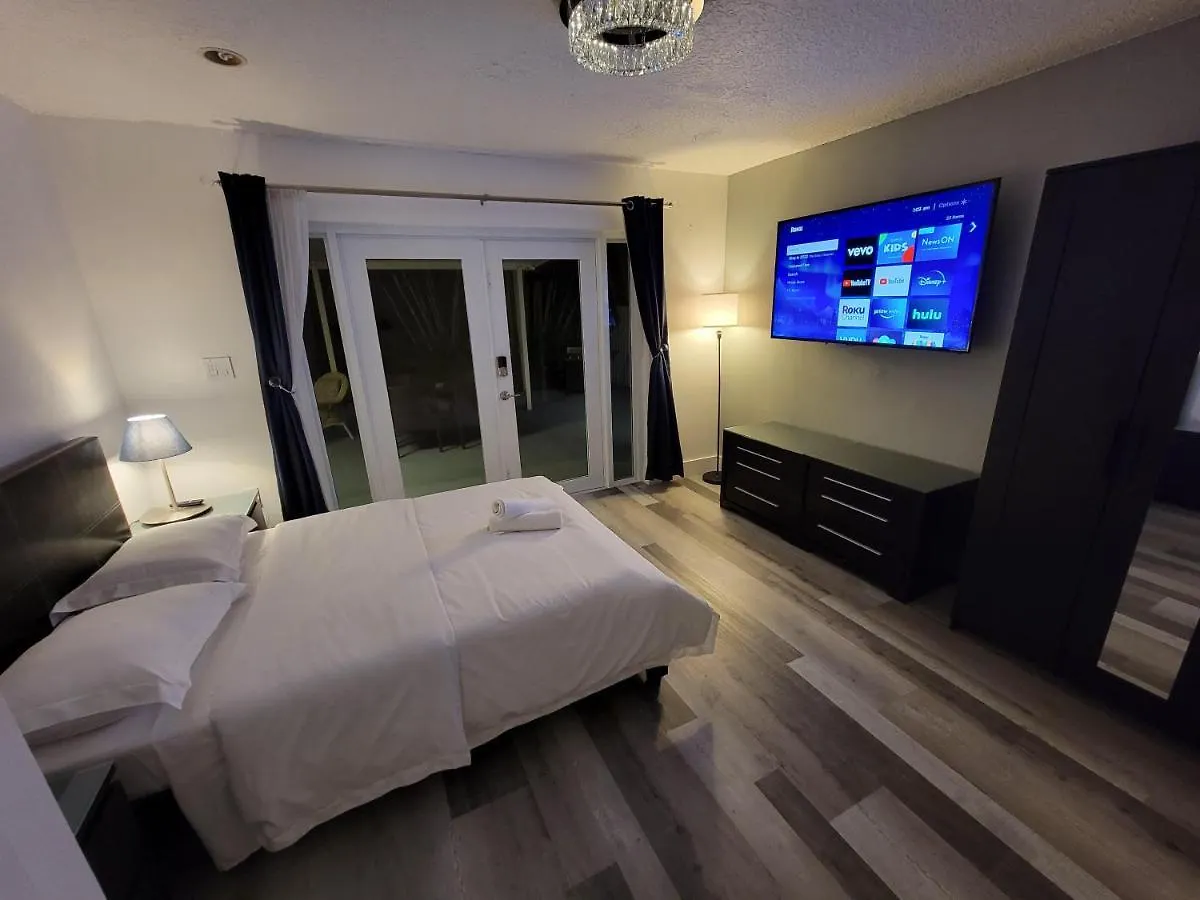 Cozy Mia Airport Pool Prázdninový dům Miami