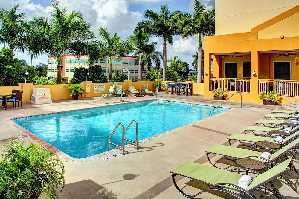 Hampton & Airport South/blue Lagoon 3*