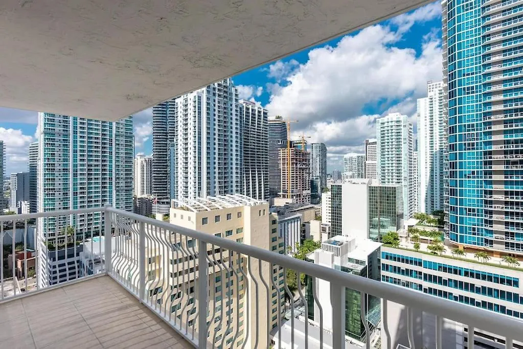 Beautiful 3 Bedroom In Brickell Apartment Miami