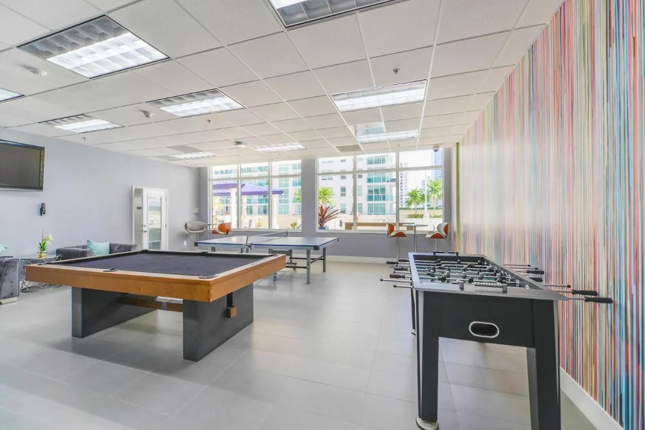 3 Bedrooms At Brickell 41st Floor Top Location Apartment *