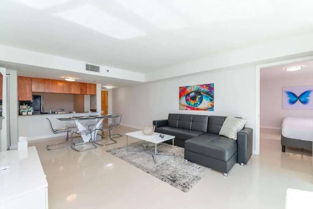 Apartment Stunning 2br With Ocean View At Brickell, Free Parking
