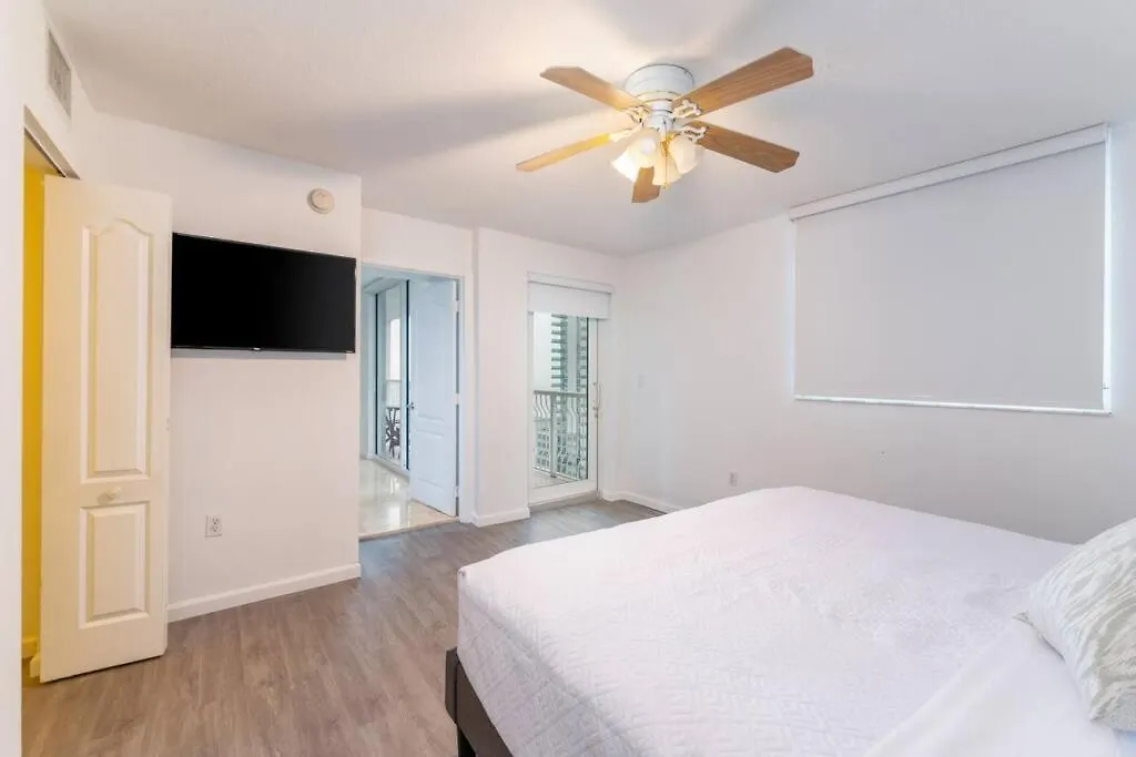 4br With Bay View At Brickell, Free Parking Daire *