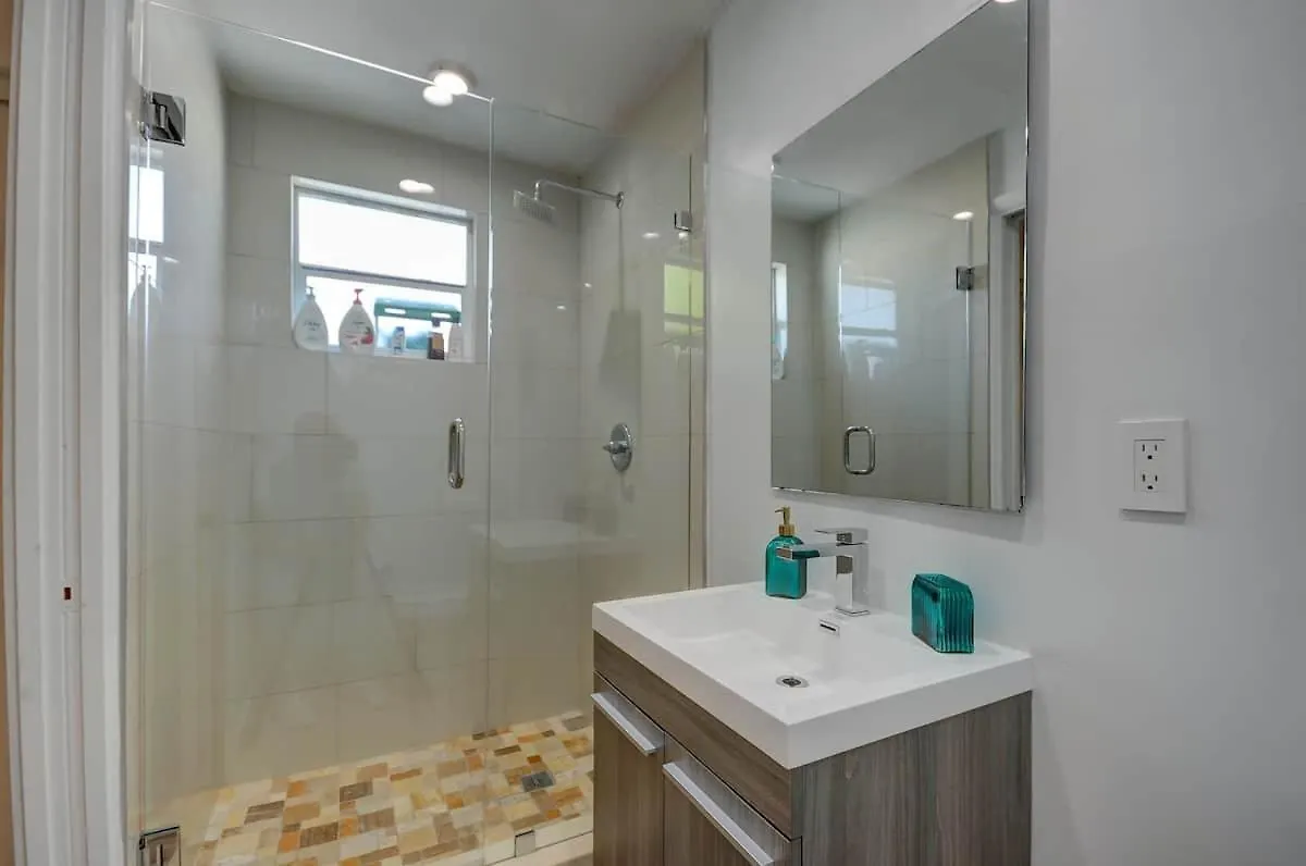 Cozy Miami Apt 8Min To Airport, Modern Kitchen L03A 度假居 迈阿密