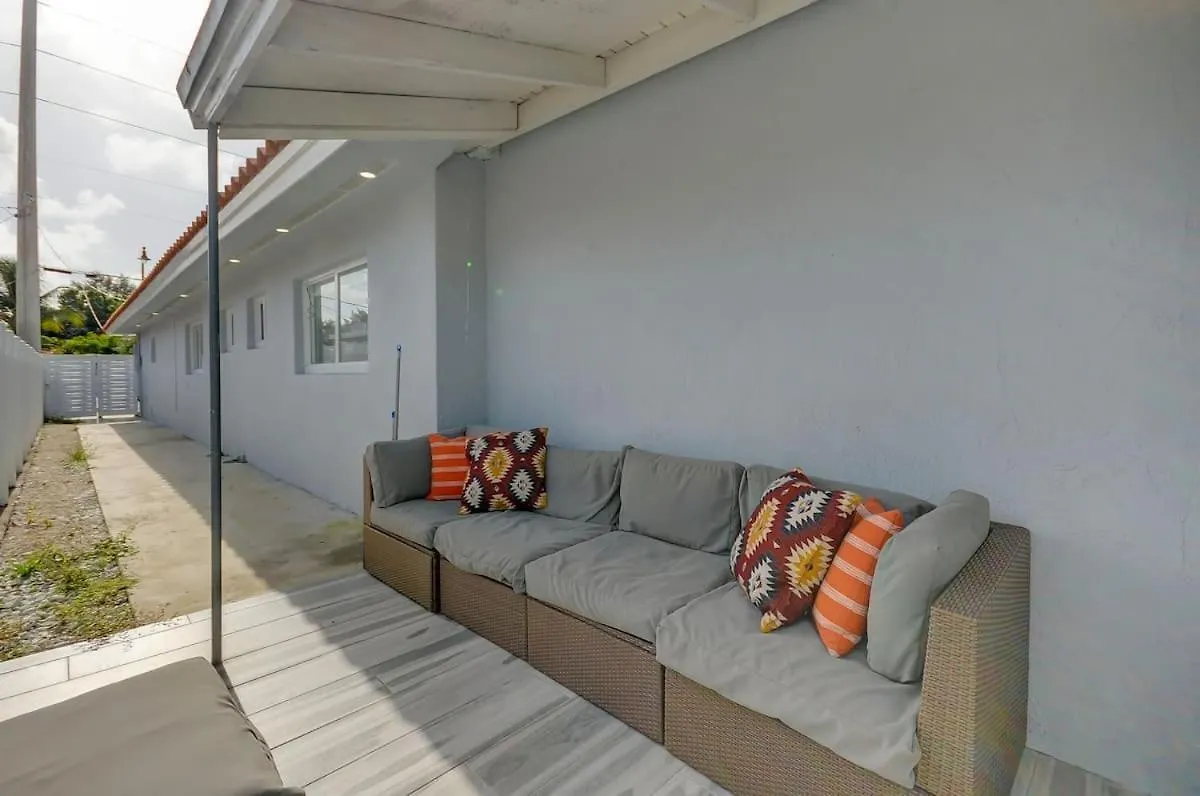 Cozy Miami Apt 8Min To Airport, Modern Kitchen L03A Holiday home *