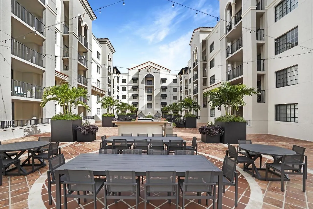 Dharma Coral Gables At Gables Grand Plaza Apartment *