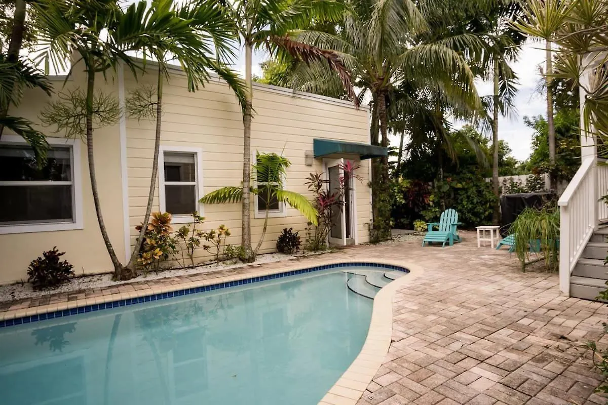 Upper East Side Oasis * Miami