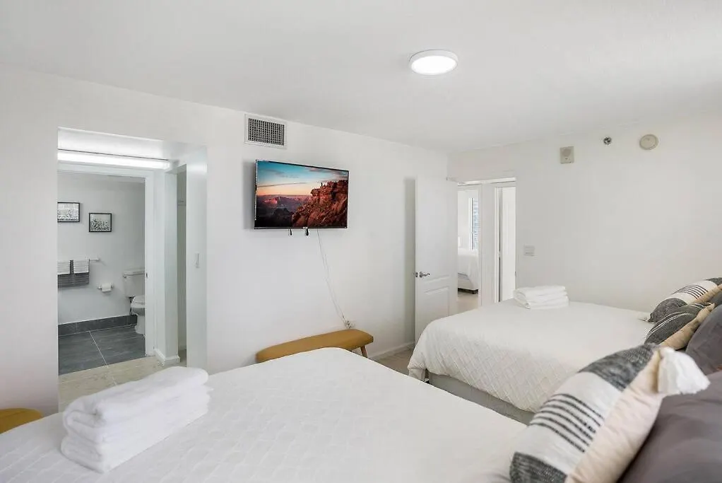 Beautiful 3 Bedroom In Brickell Apartment Miami