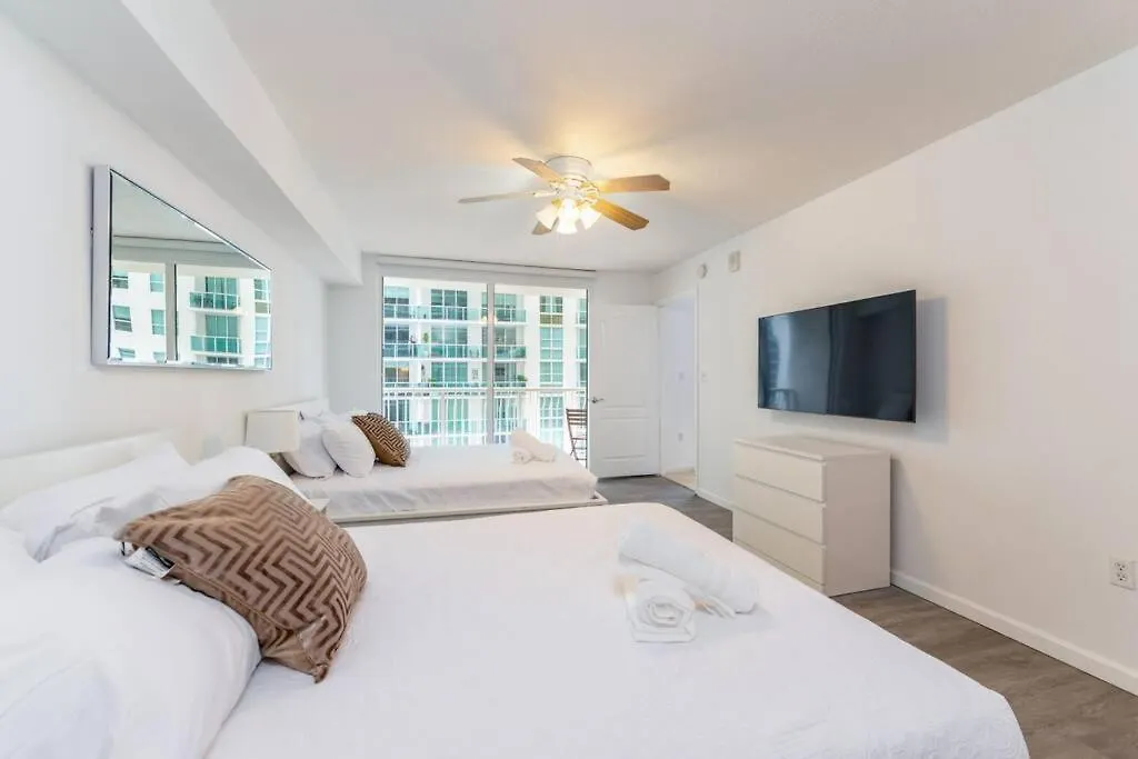 4br With Bay View At Brickell, Free Parking Daire