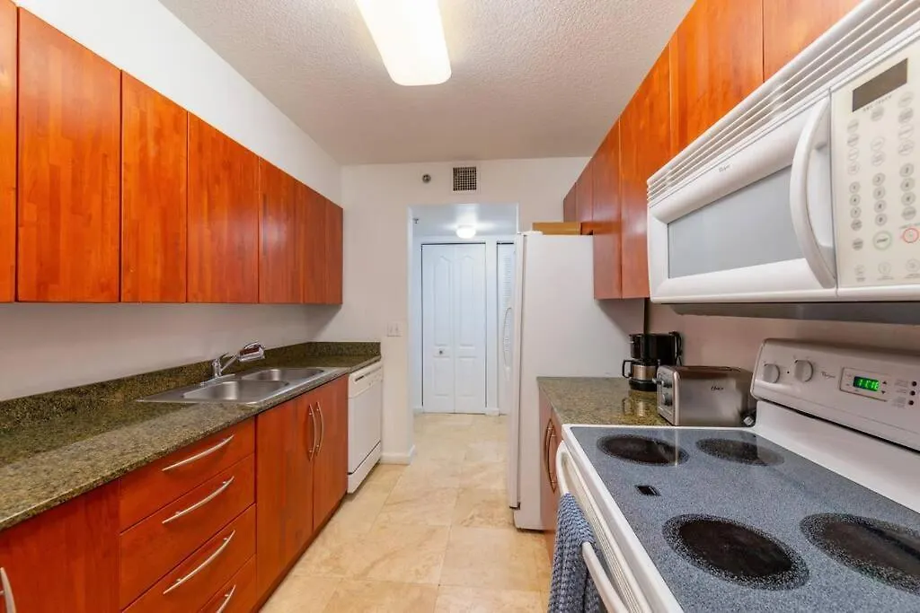 Daire 4br With Bay View At Brickell, Free Parking Miami