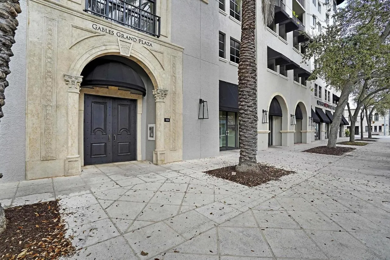 Dharma Coral Gables At Gables Grand Plaza Apartment Miami
