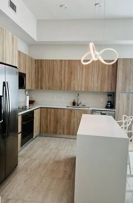 Brand New Floor In The Heart Of Apartmán Miami