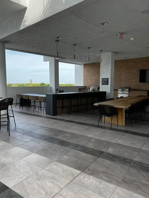 Apartmán Brand New Floor In The Heart Of Miami
