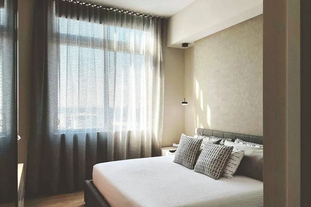Brand New Floor In The Heart Of Apartmán
