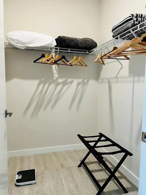 Brand New Floor In The Heart Of * Miami