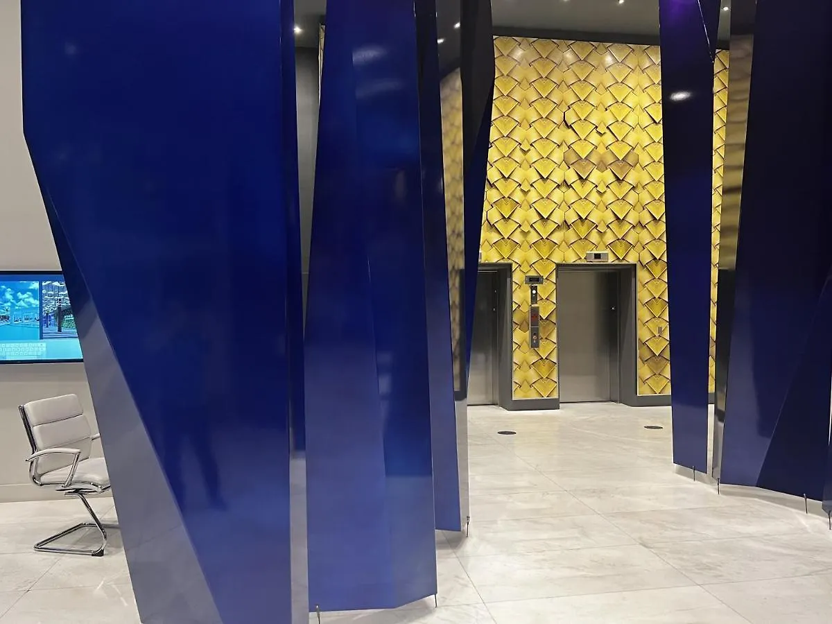 Apartment Brand New Floor In The Heart Of