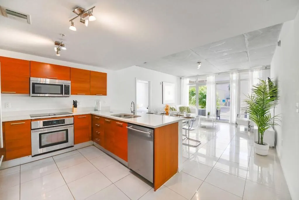 Διαμέρισμα Awesome With Pool In Midtown