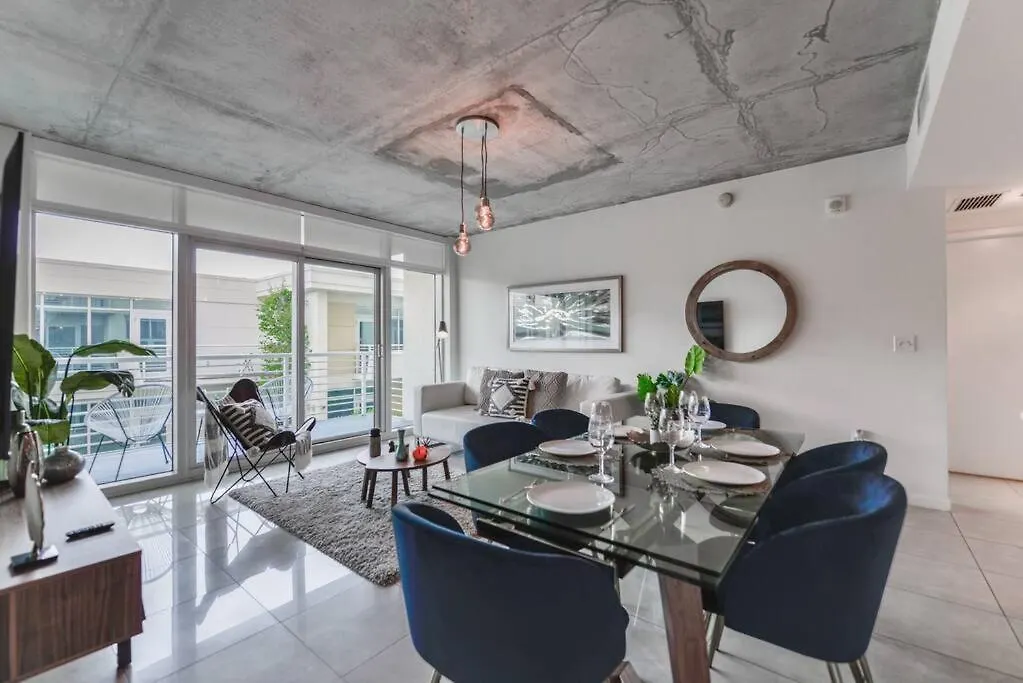 Apartment Lovely At Midtown With Pool *