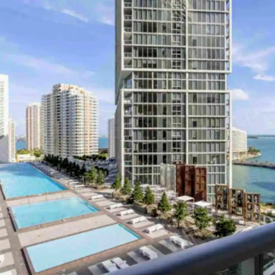 Vacation For Couples In Apartment Miami