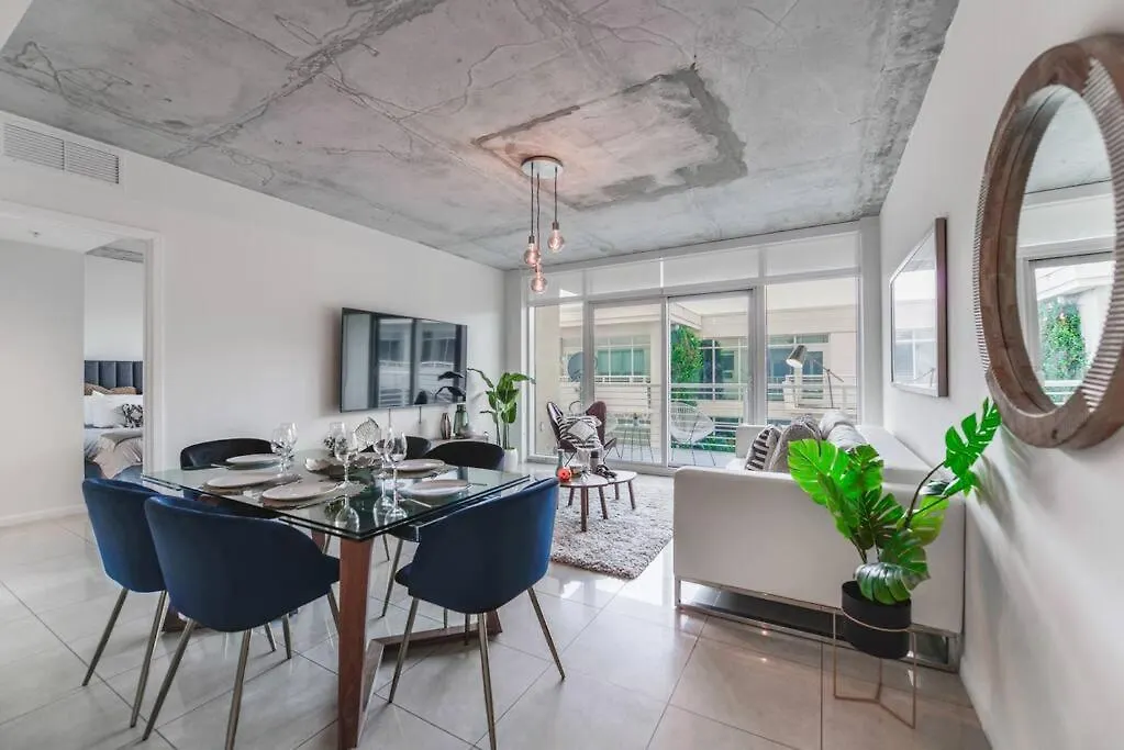 Lovely At Midtown With Pool Apartment Miami