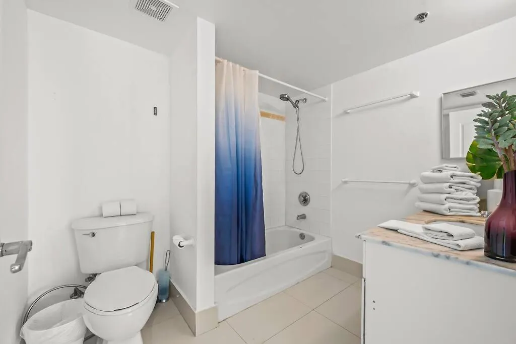 High Floor Ocean View Unit In Brickell