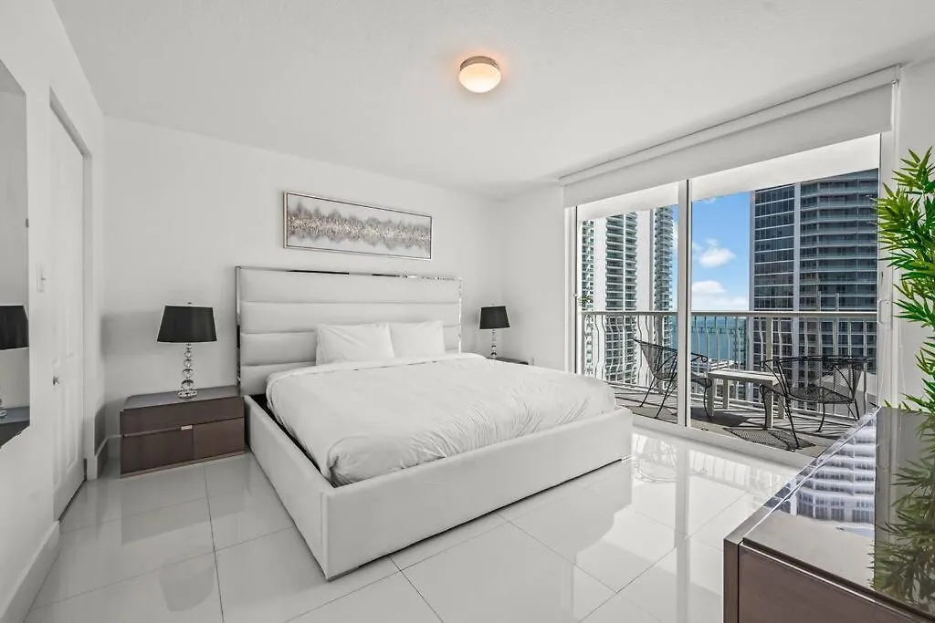 High Floor Ocean View Unit In Brickell * מיאמי