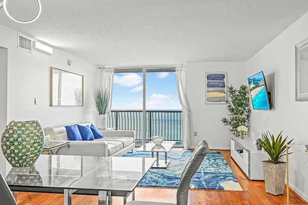 Incredible Ocean View 3 Bedrooms Unit Apartment *