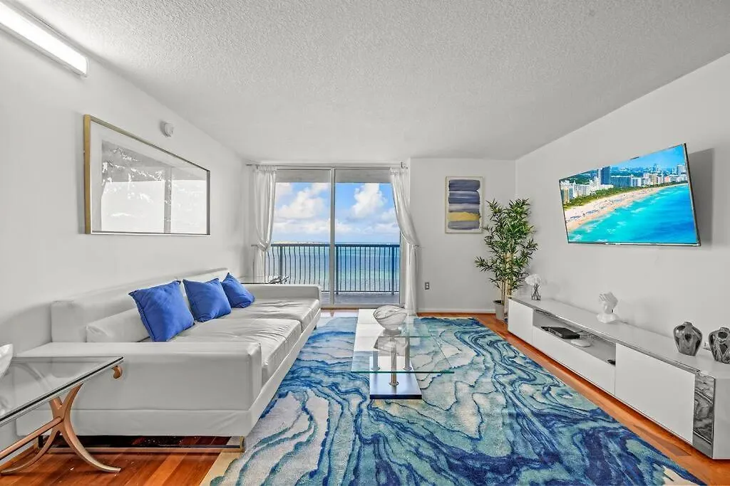 Incredible Ocean View 3 Bedrooms Unit Miami