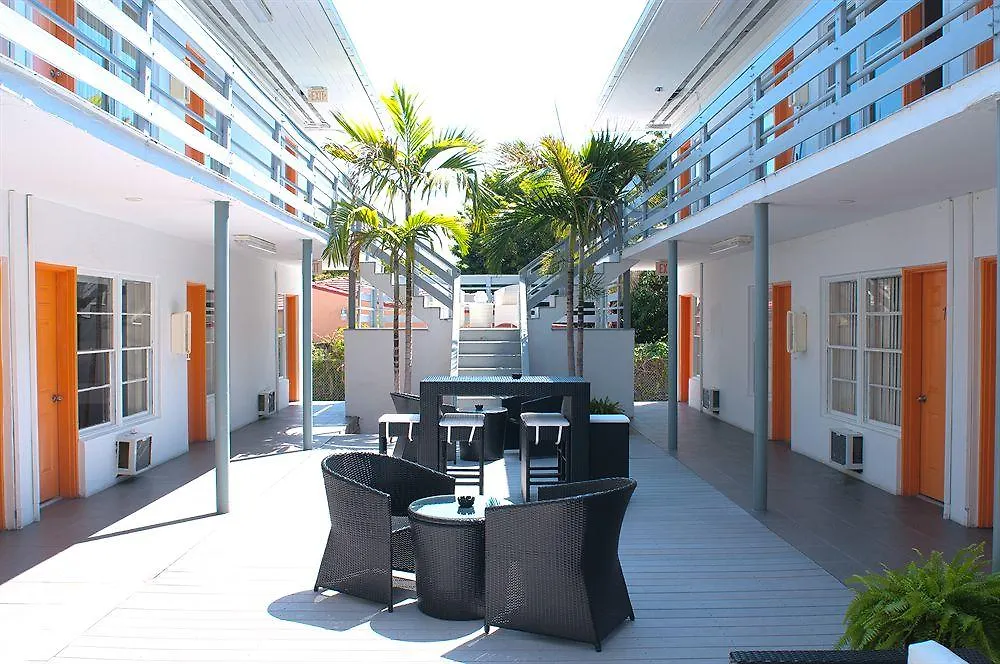 Travelodge By Wyndham Biscayne Bay Майами