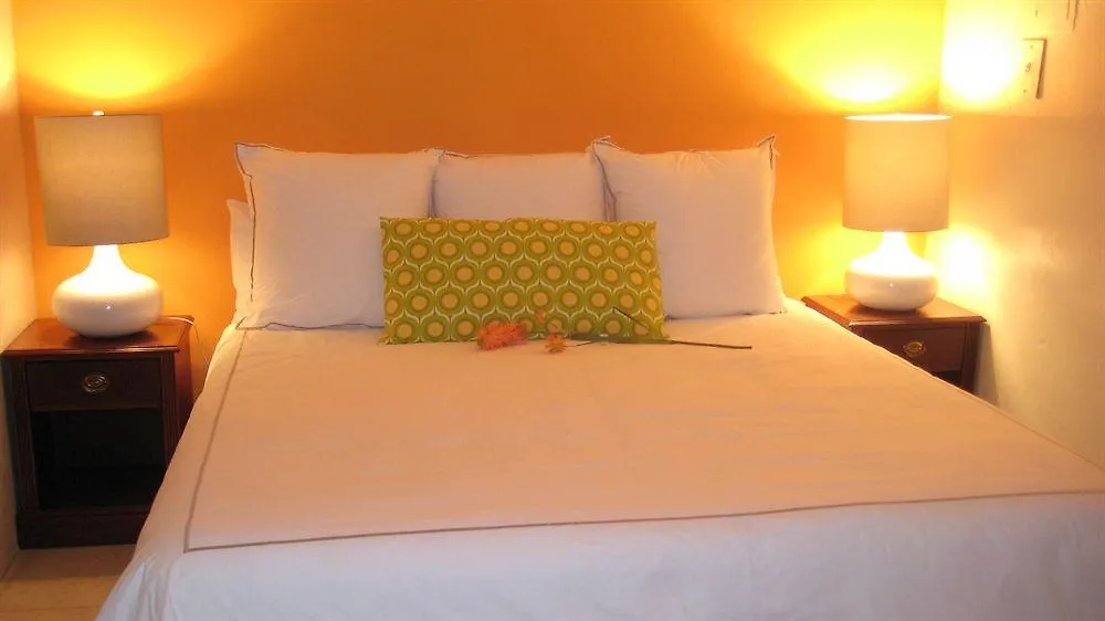 Travelodge By Wyndham Biscayne Bay Майами