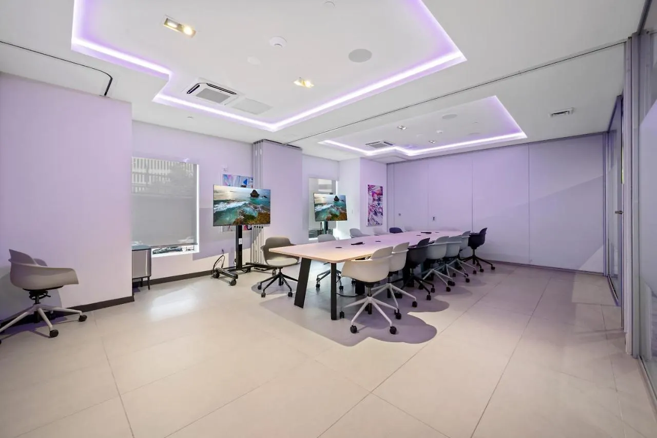 Fabulous With Pool, Gym, Lounge - Prime Location, *