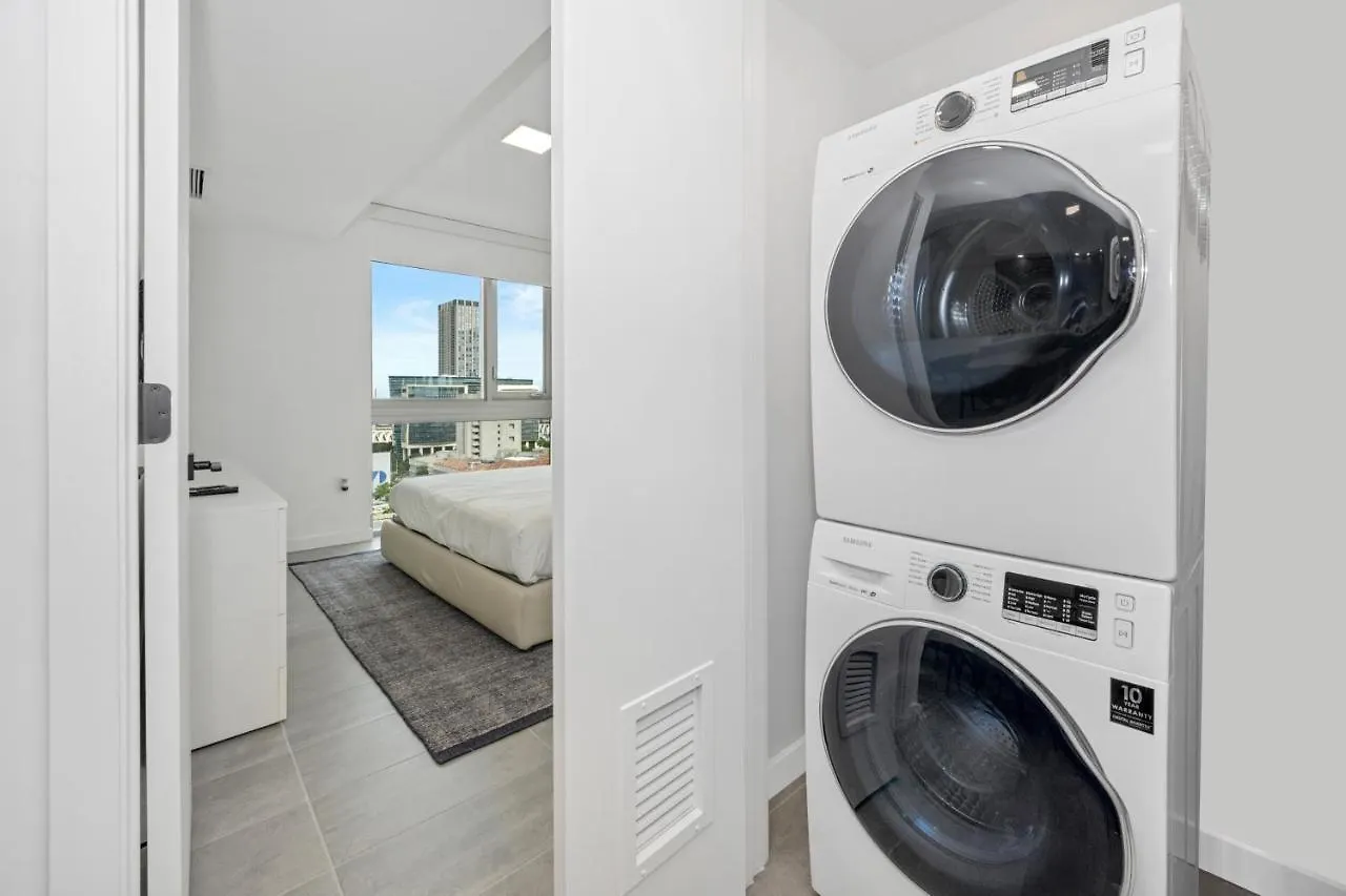 Fabulous With Pool, Gym, Lounge - Prime Location, *