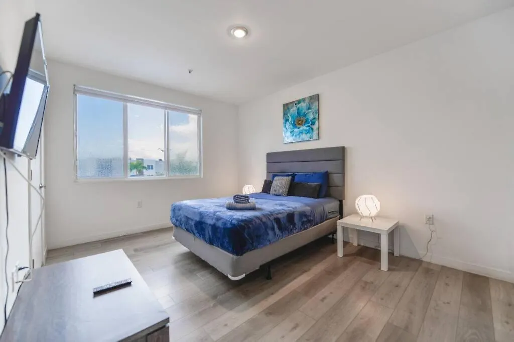 Casa de Férias Fantastic Townhouse 15minutes From The Miami