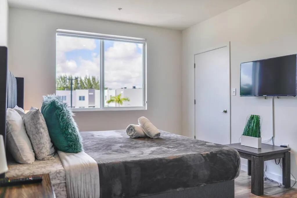 Apartment Awesome 3br Townhouse 15minutes From The *