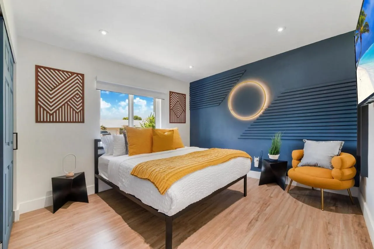 Breezy Oasis With Pooltable, Heated Pool, Golf & Gazeebo L29 Hébergement de vacances Miami