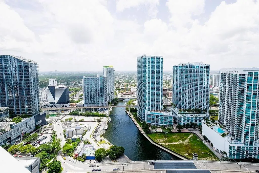 Blue River At Brickell Penthouse Hotel apartamentowy Miami