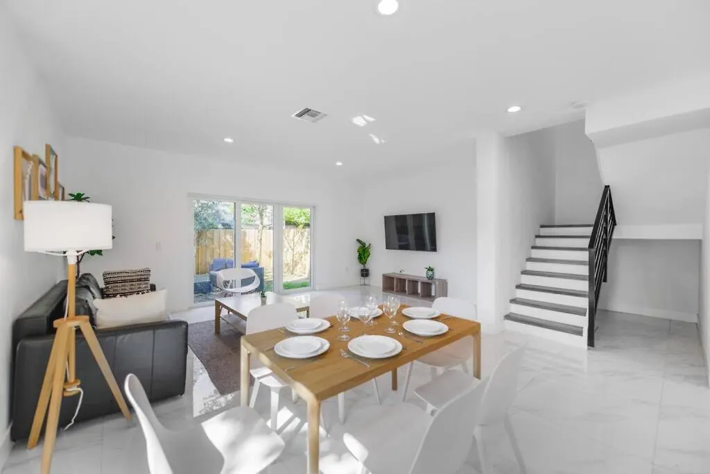 Holiday home Spectacular 3 Bedrooms House, Spacious And Bright *