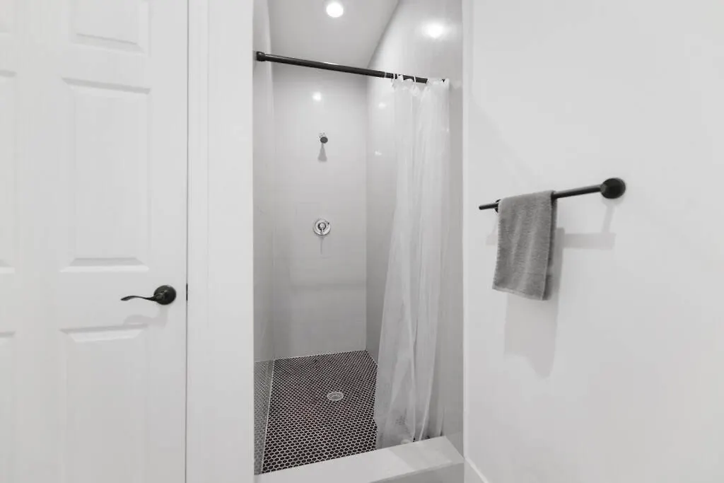 Wonderful 3 Bedrooms House, Spacious&bright * Miami