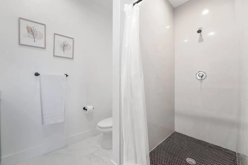 Wonderful 3 Bedrooms House, Spacious&bright Miami