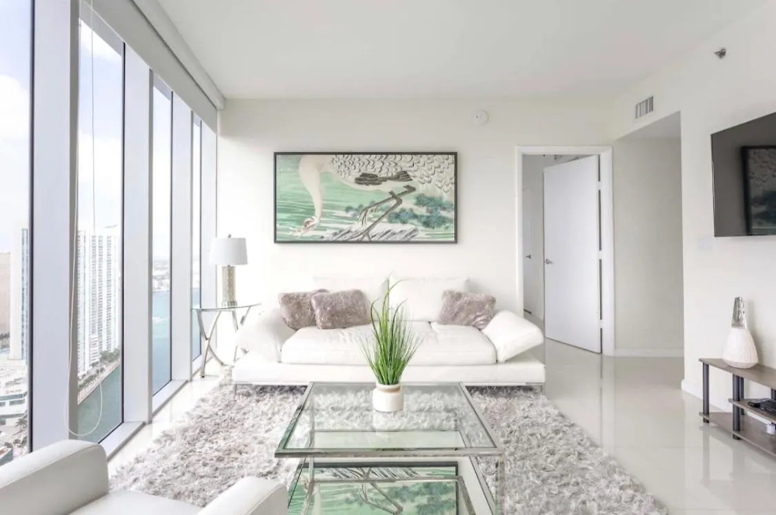 Icon Brickell Residences * Miami