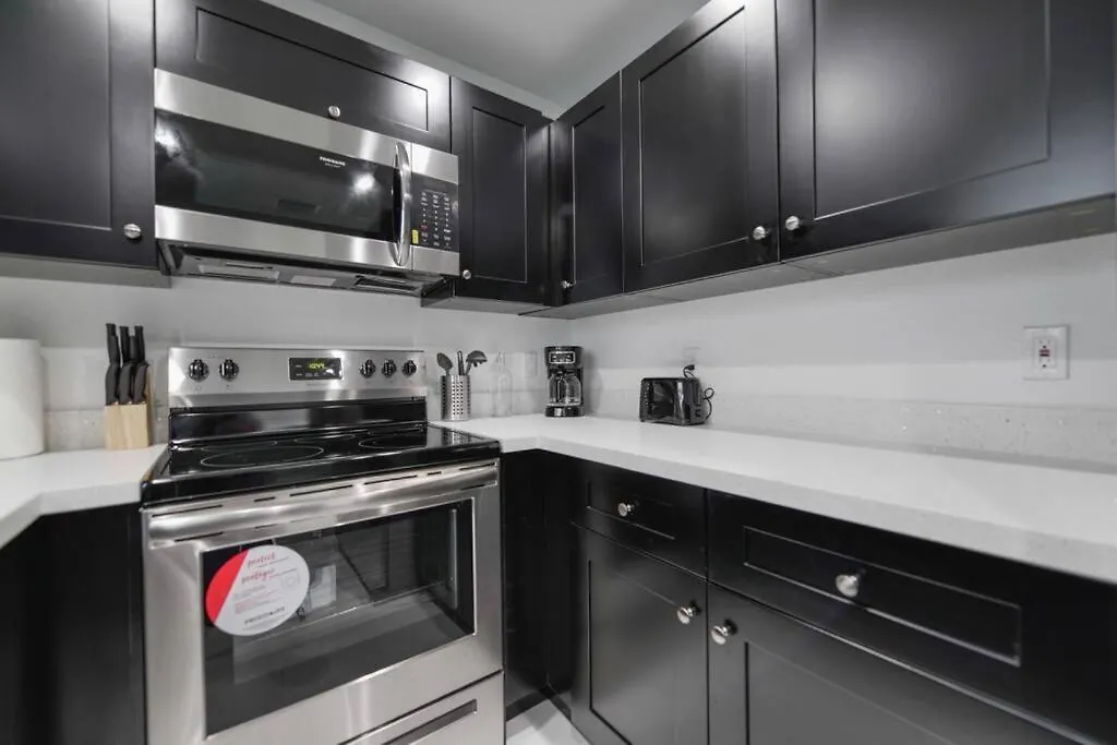 펜션 Wonderful Brand New Duplex 3 Bedroom 2,5 Bathrooms With Parking *