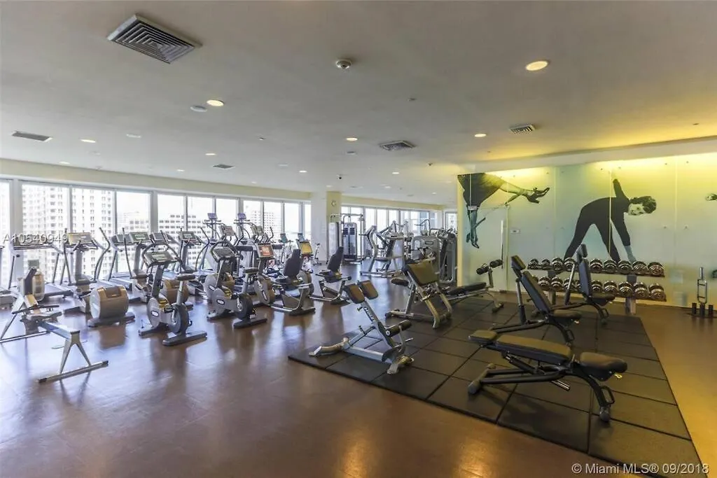 Aparthotel Icon Brickell Residences 4*