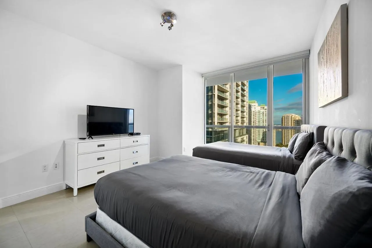 Icon Brickell Residences Apartment Miami