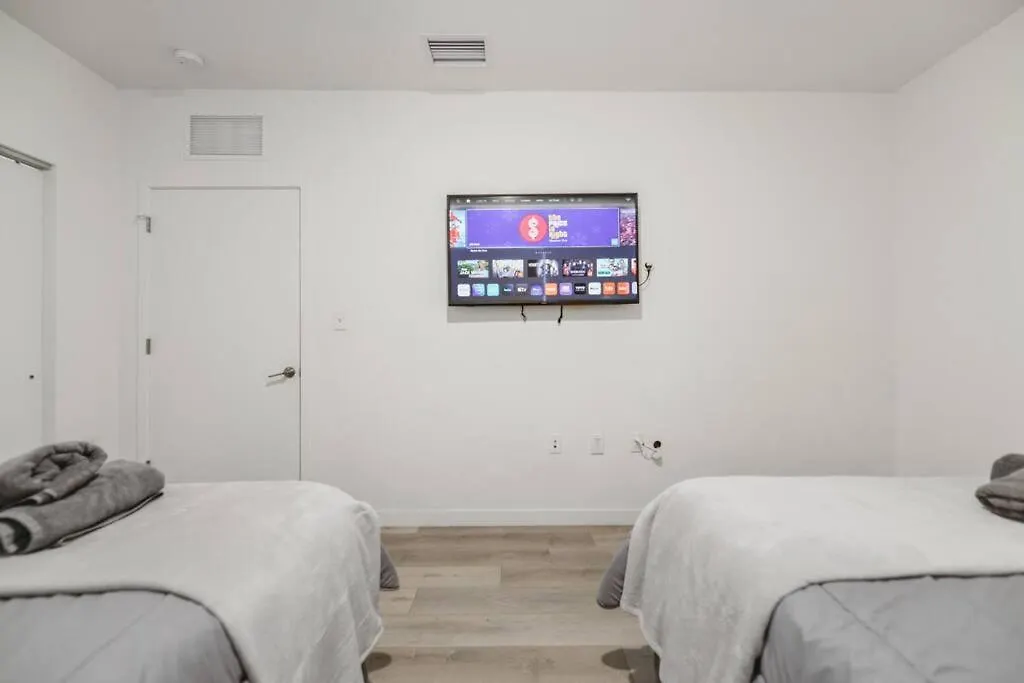 Wonderful Townhouse With 3 Bedrooms * Miami
